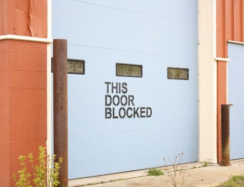 Herrajes para puertas correderas industriales