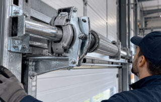 Frenos de seguridad para puertas industriales- Martín Vecino